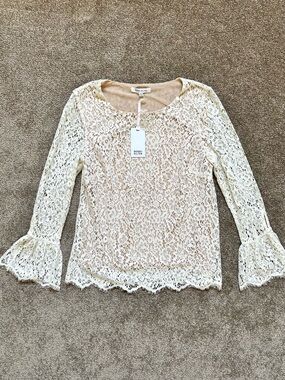 Rose & Olive Ivory Lace Bell-Sleeve Blouse M